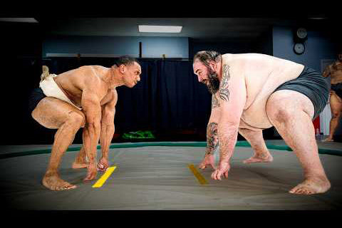 Strongest Bodybuilder vs. World-Class Sumo Wrestlers!